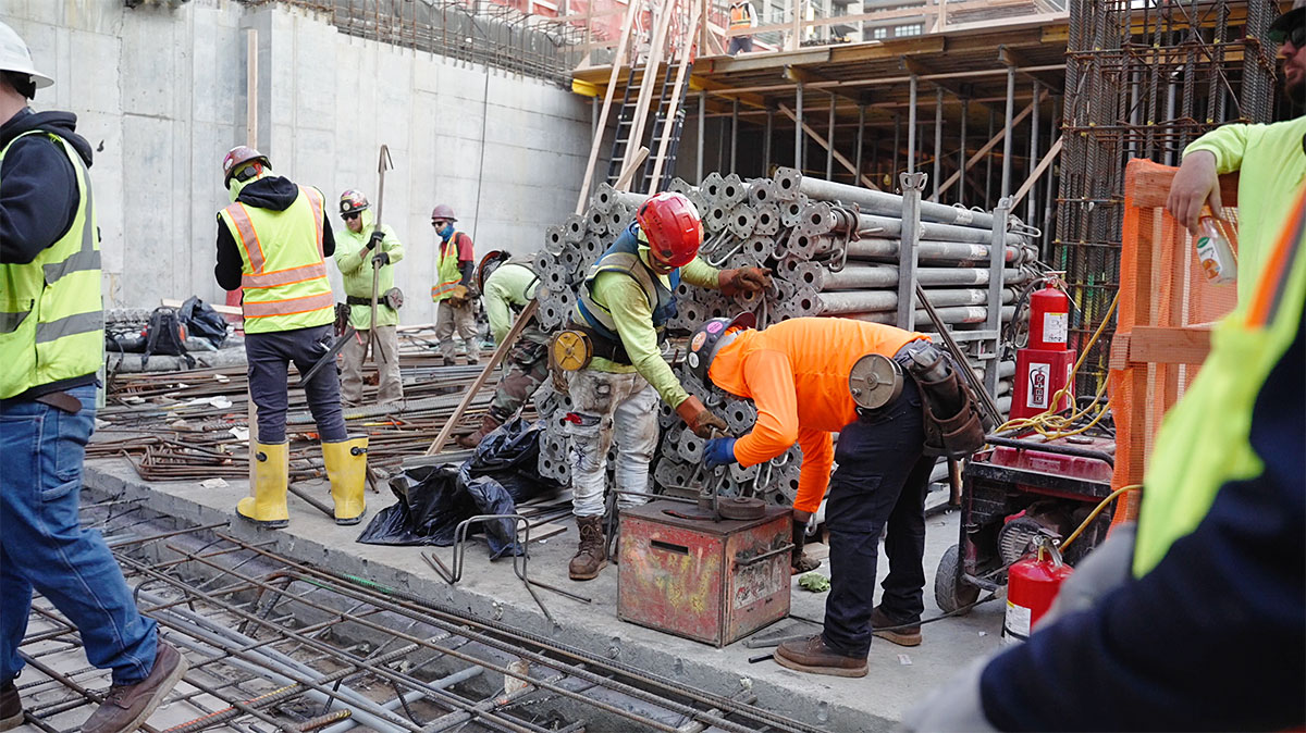 89 Maspeth Ave, Brooklyn, NY